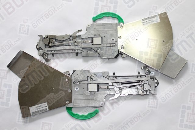 Yamaha Philips Assembleon Cl Tpye Feeder 8X2MM CLY823A7 KW1 M1500 00X KW1 M1600 10X Green Hold Arm Side A